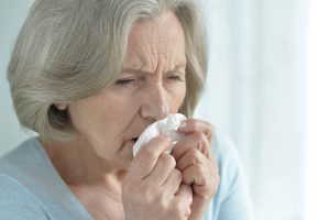 Conheça as principais alergias em idosos